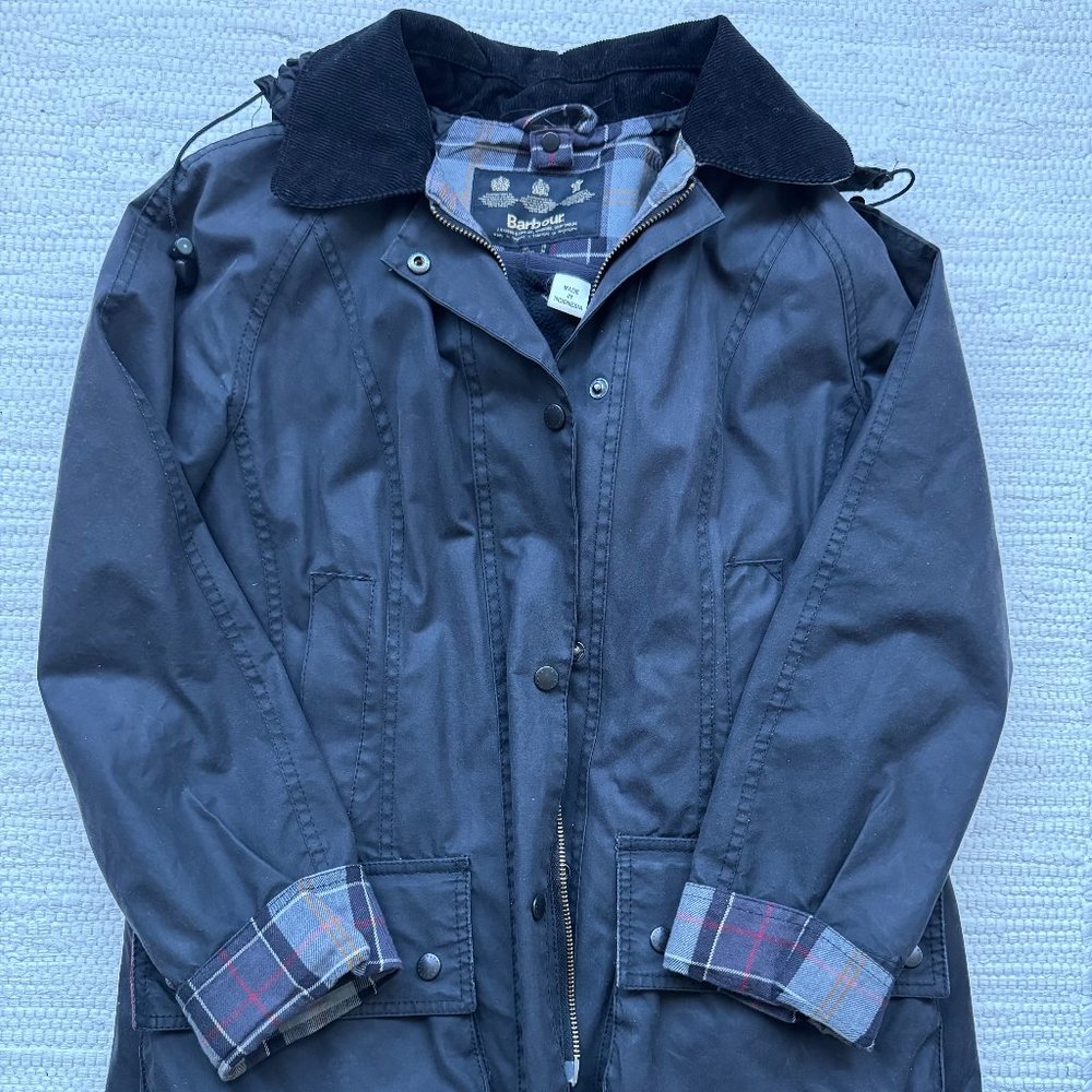 Barbour The Original Tartan Beadnell Black Jacket with Hood and Fleece - Size 6